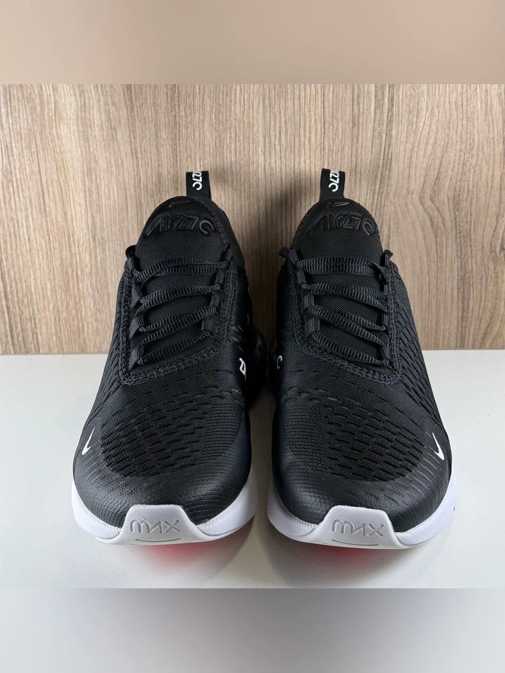 Nike Air Max 270 Black/White Anthracite 943345-001 GS Size 7Y / Women’s Size 8.5